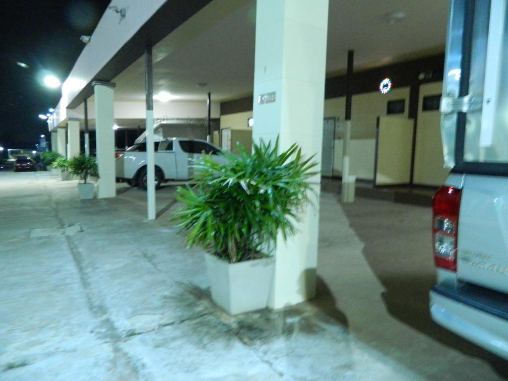 Garden Place ペッチャブーン エクステリア 写真