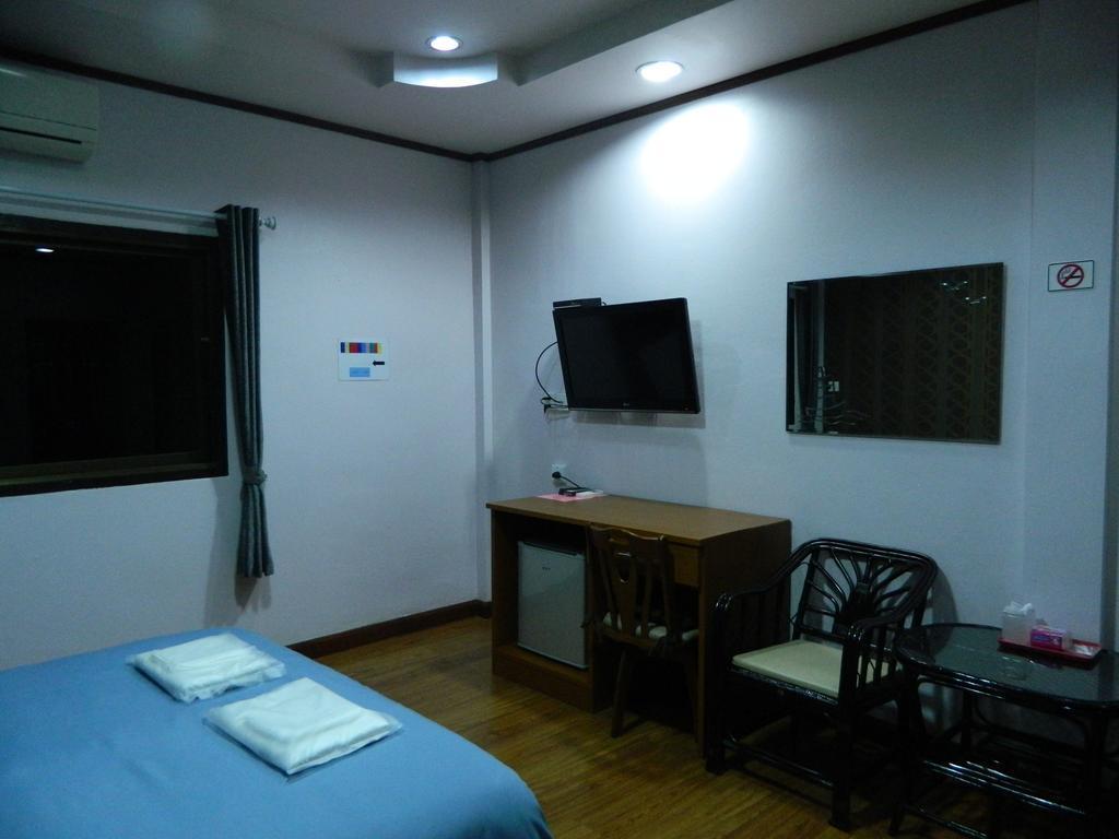Garden Place ペッチャブーン 部屋 写真